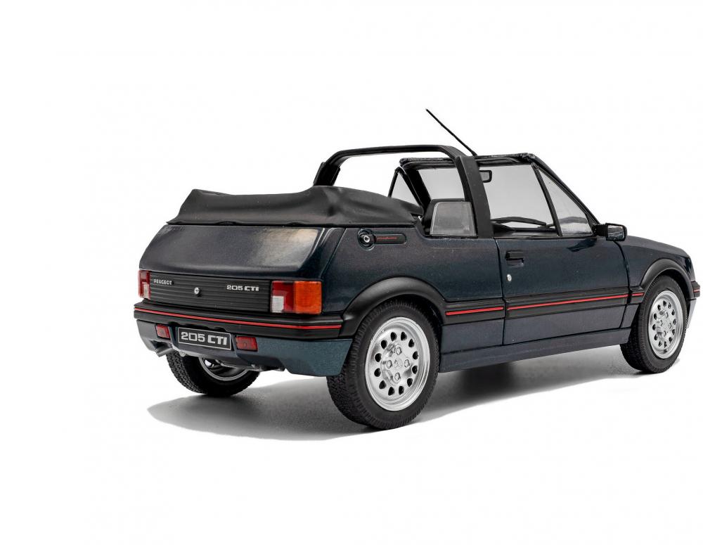 Solido Modellauto Maßstab 1:18 Peugeot 205 CTI ROLLAND-GARROS grün 1986 S1806204