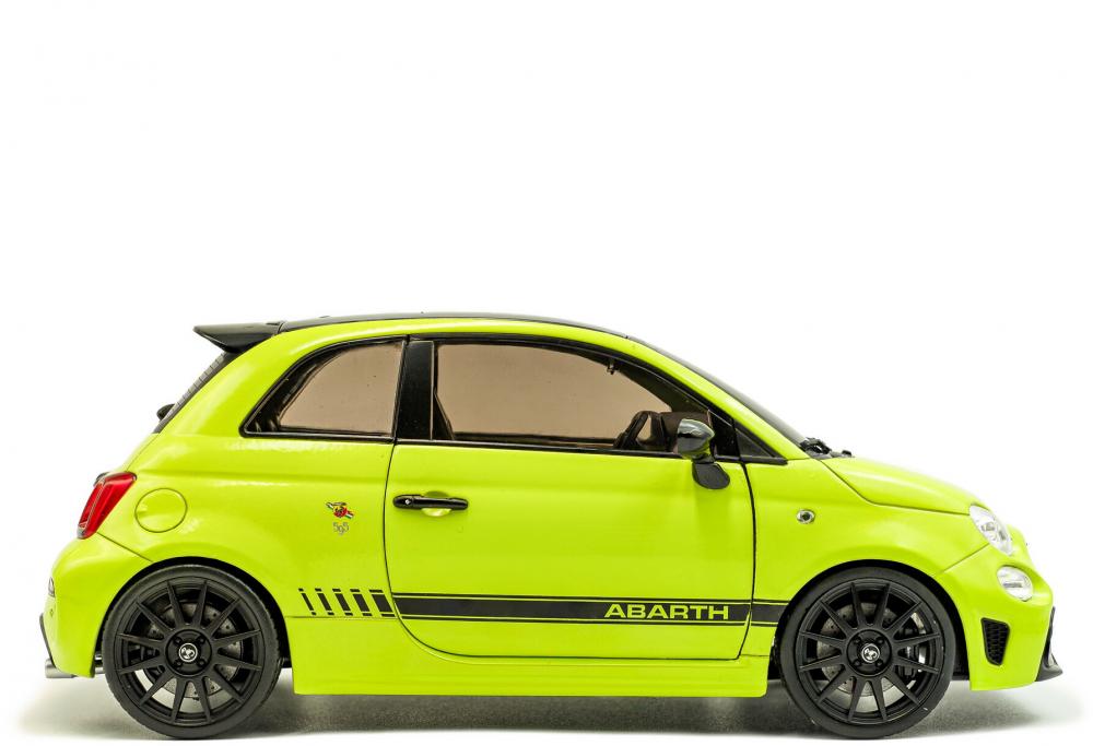 Solido Modellauto Maßstab 1:18 Fiat F595 Abarth Verde Adrenalina 2023 S1811307