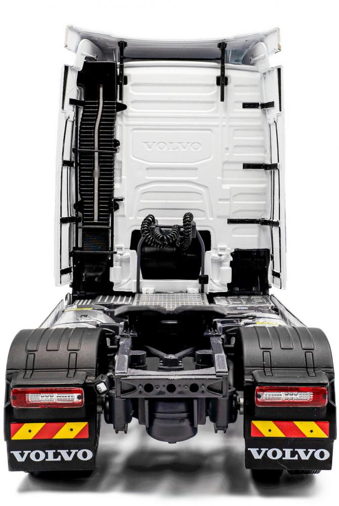 Solido Modellauto Maßstab 1:24 Volvo FH16 Globetrotter XL Gotborg Edition weiß 2019 S2400106
